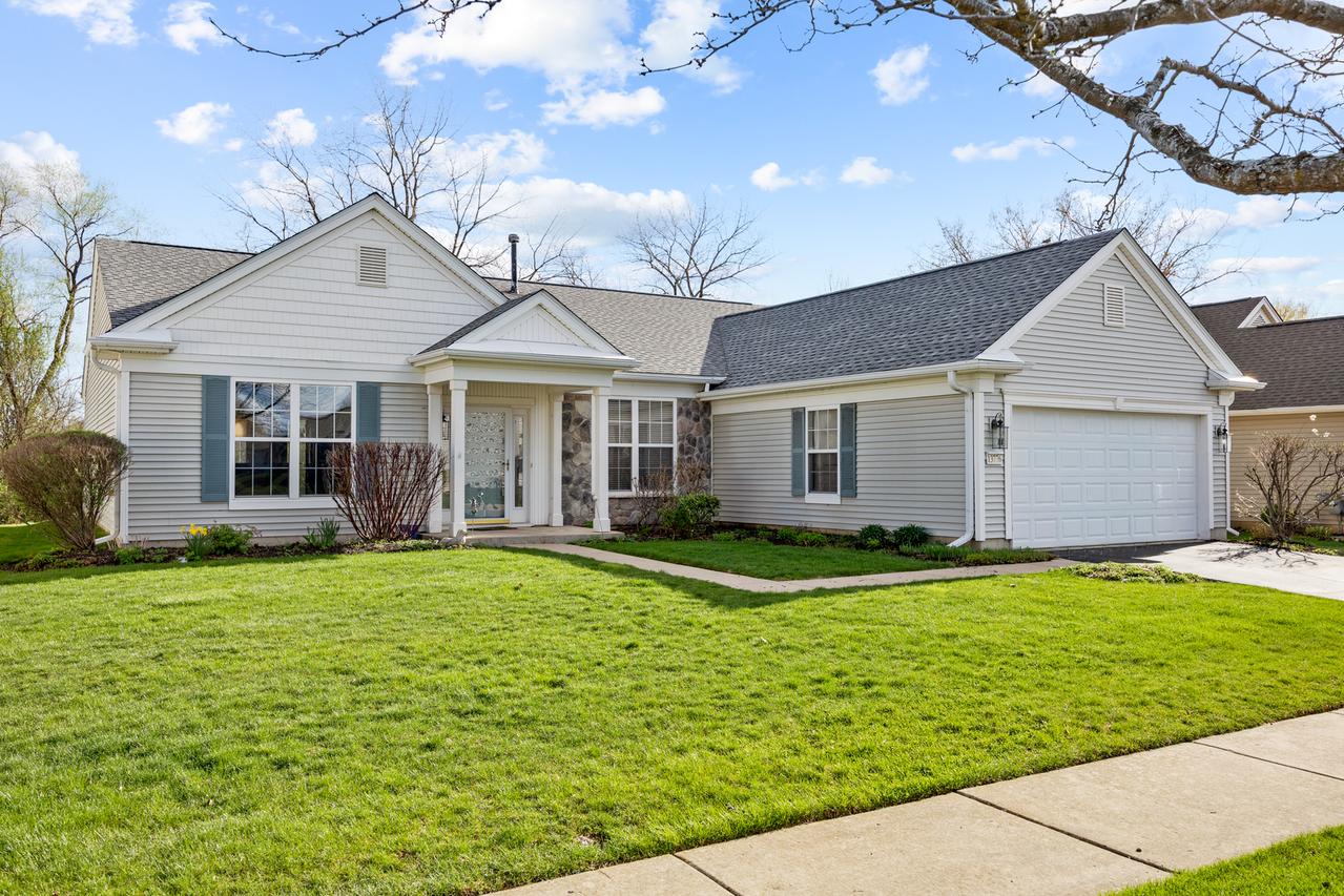 13776 Fieldstone Dr., Huntley, IL 60142