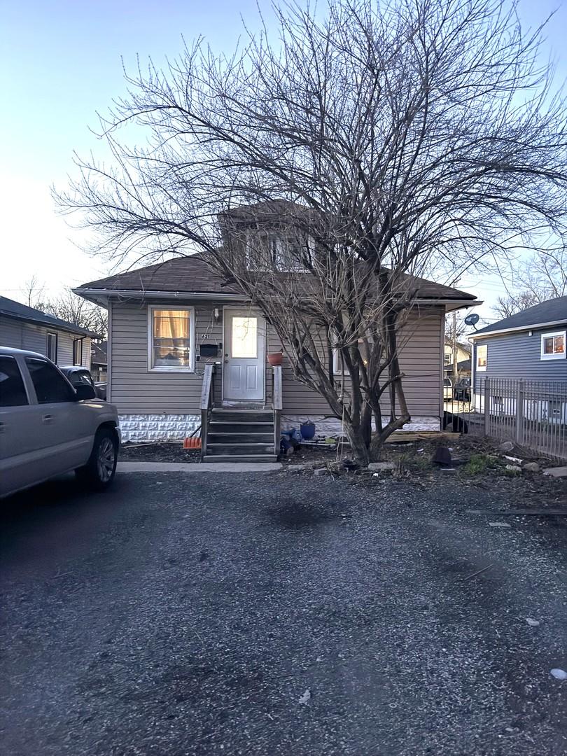 621 Elmwood Ave., Joliet, IL 60433