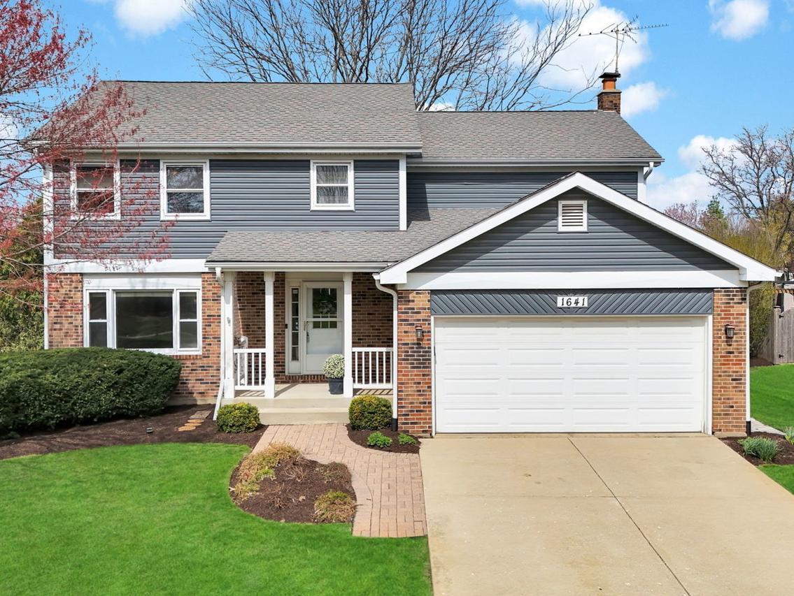 1641 Lois Ann Ln., Naperville, IL 60563