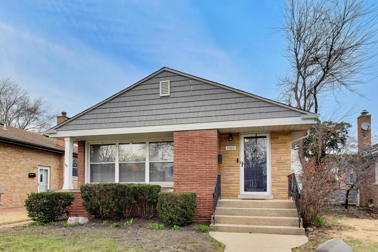 5310 Davis St., Skokie, IL 60077