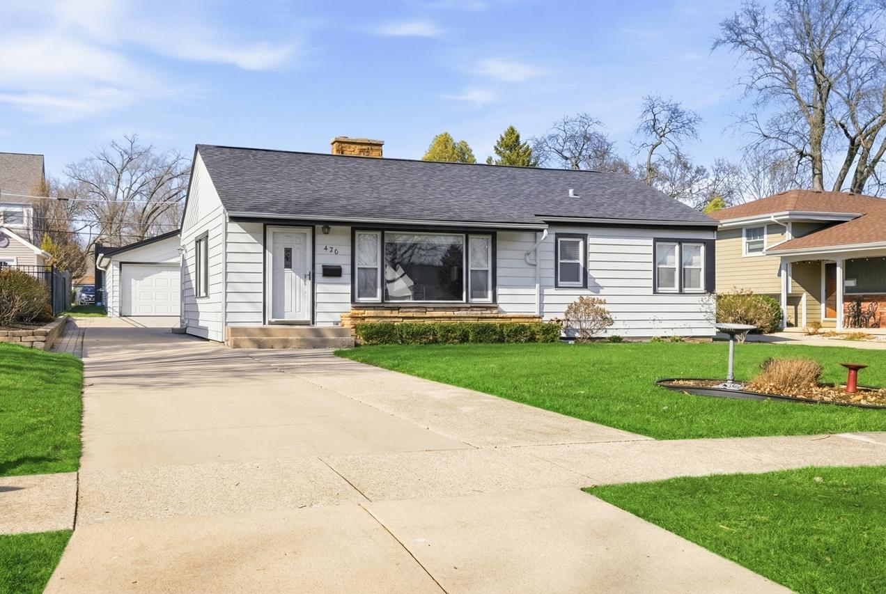 420 Grant St., Downers Grove, IL 60515