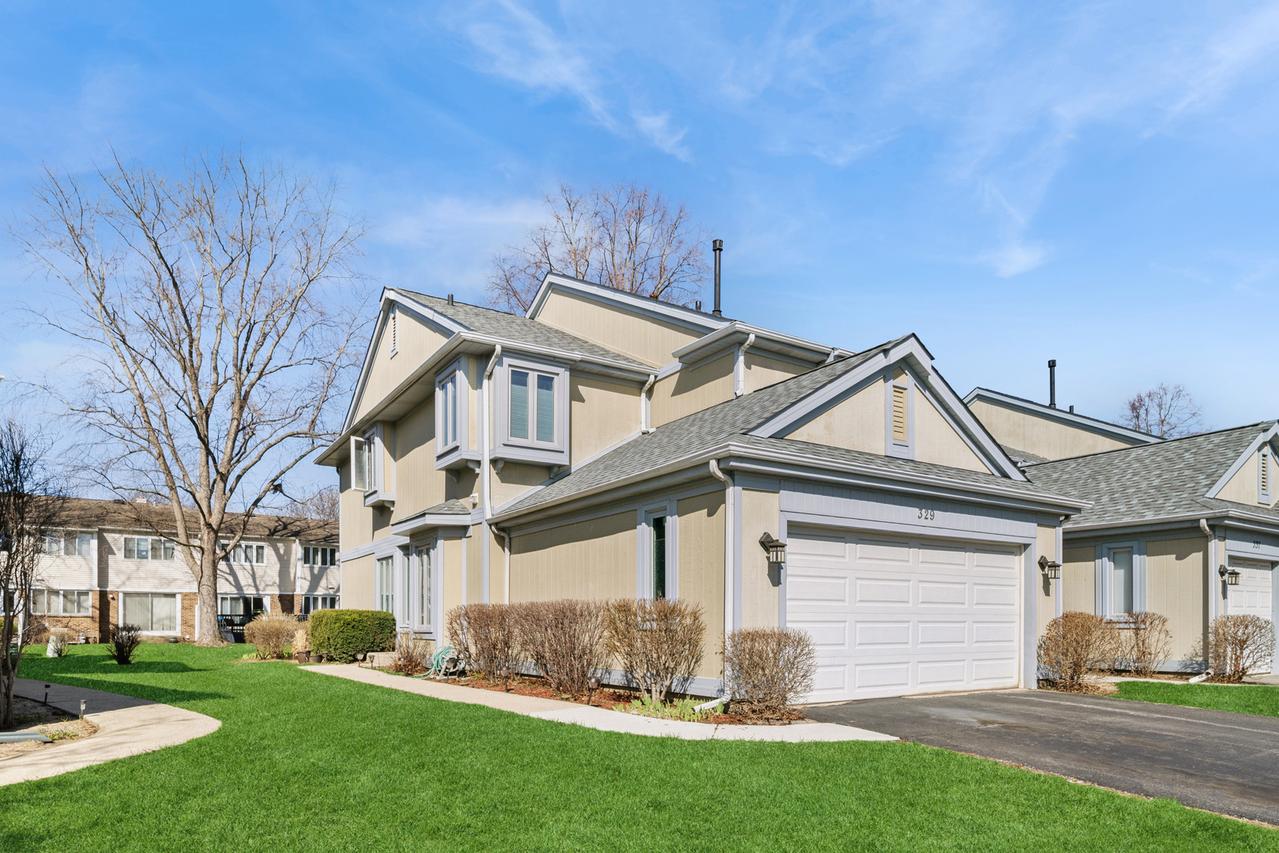 329 Redwing Dr., Deerfield, IL 60015