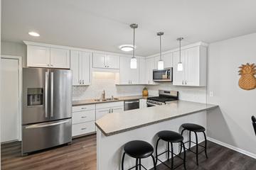 1628 Hilton Head Dr., Naperville, IL 60563