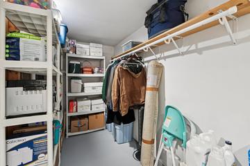 1628 Hilton Head Dr., Naperville, IL 60563