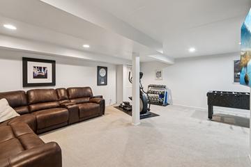 1628 Hilton Head Dr., Naperville, IL 60563