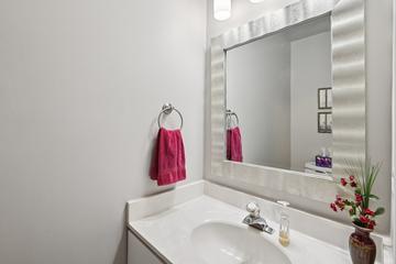 1628 Hilton Head Dr., Naperville, IL 60563