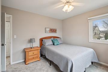 1628 Hilton Head Dr., Naperville, IL 60563