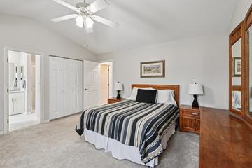 1628 Hilton Head Dr., Naperville, IL 60563