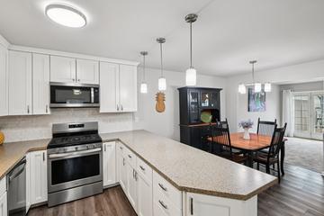 1628 Hilton Head Dr., Naperville, IL 60563