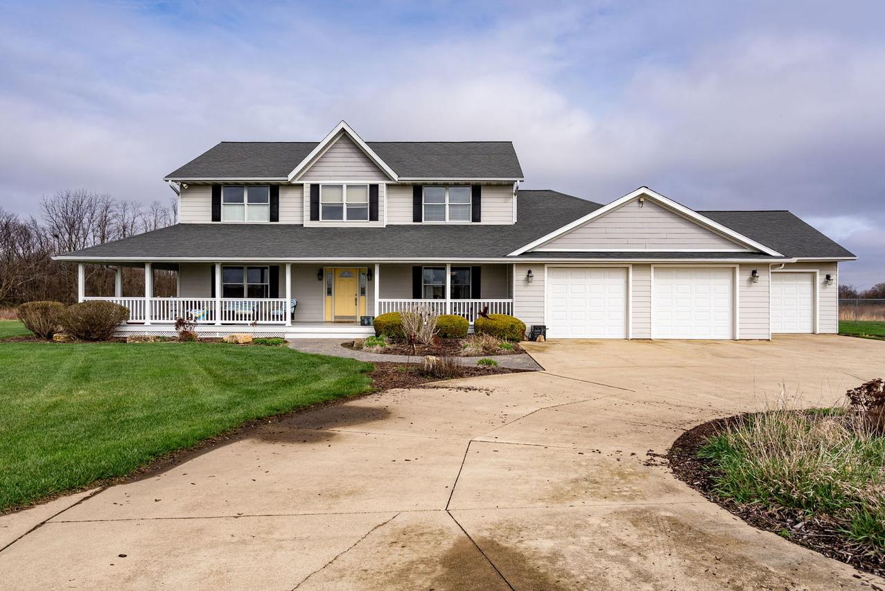 1200 E James B Young Rd., Galva, IL 61434
