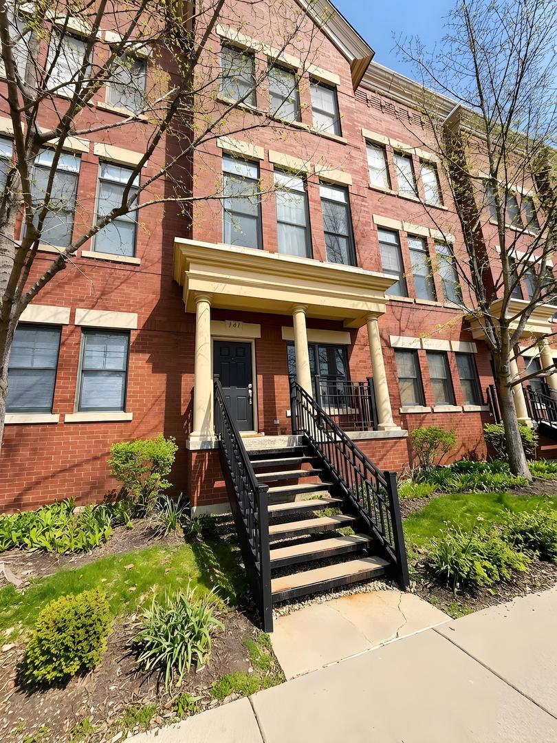 [Address Hidden by Seller], Elgin, IL 60120