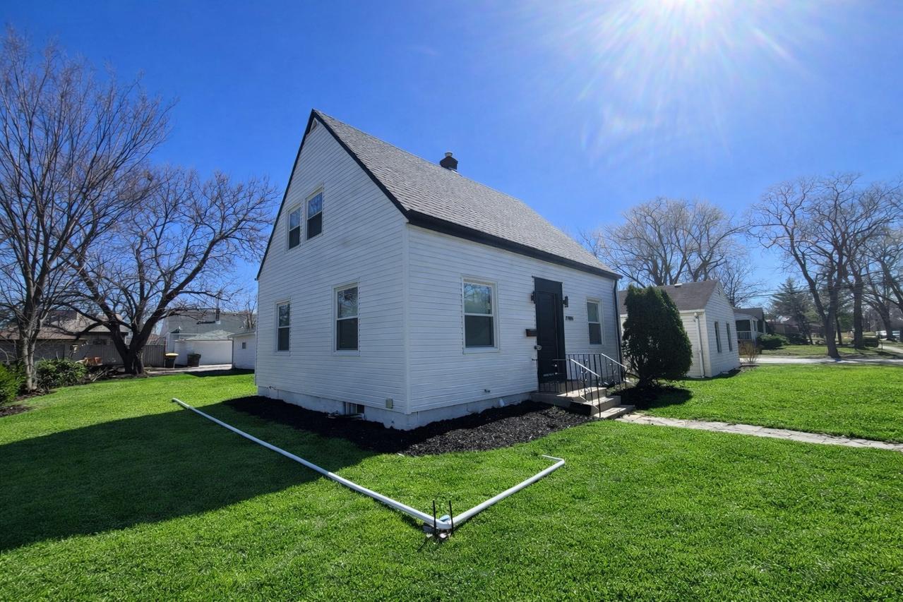 17855 Walter St., Lansing, IL 60438