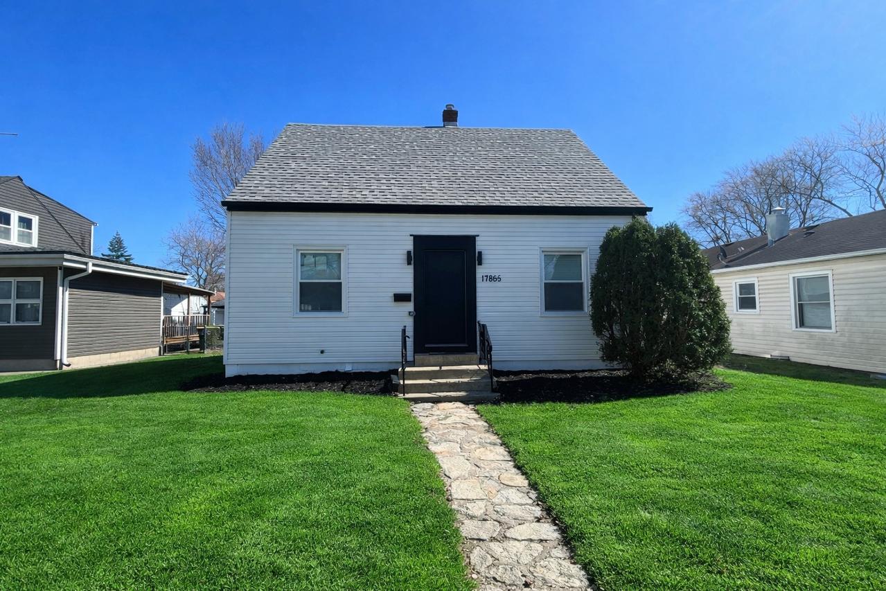 17855 Walter St., Lansing, IL 60438