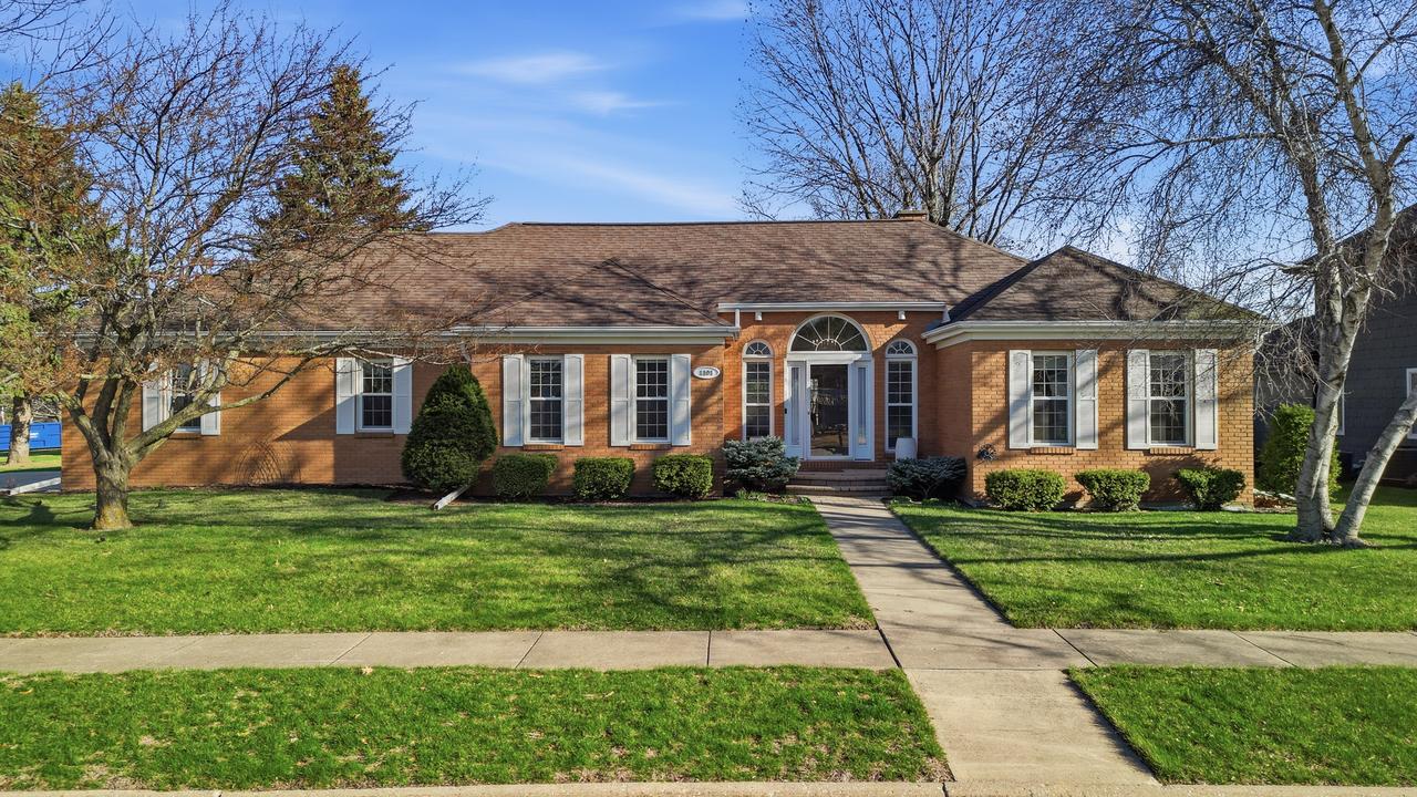 1101 Northridge Dr., Dixon, IL 61021