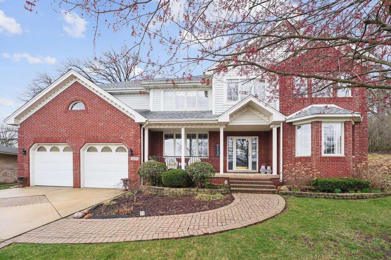 5235 141st St., Crestwood, IL 60418