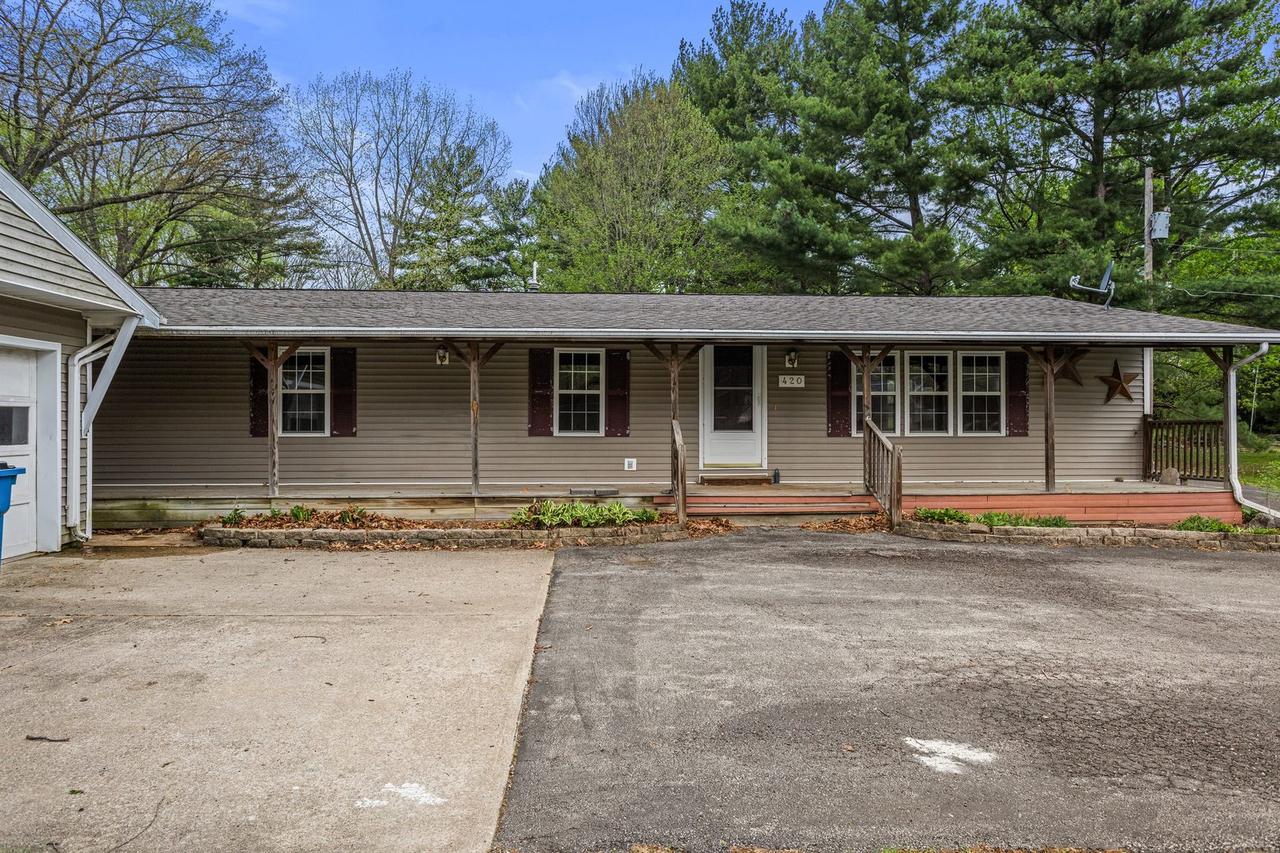 420 N Fisler Rd., Monticello, IL 61856