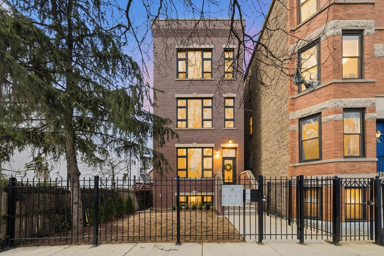 2330 N Hamilton Ave. #3, Chicago, IL 60647