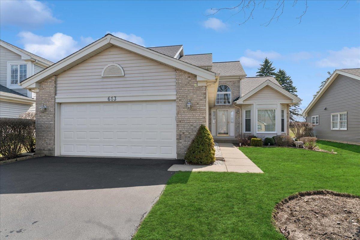 613 Rose Ln., Bartlett, IL 60103