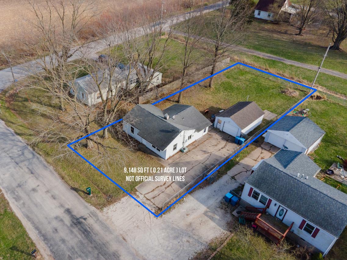 17122 10th Ave., Carbon Cliff, IL 61239