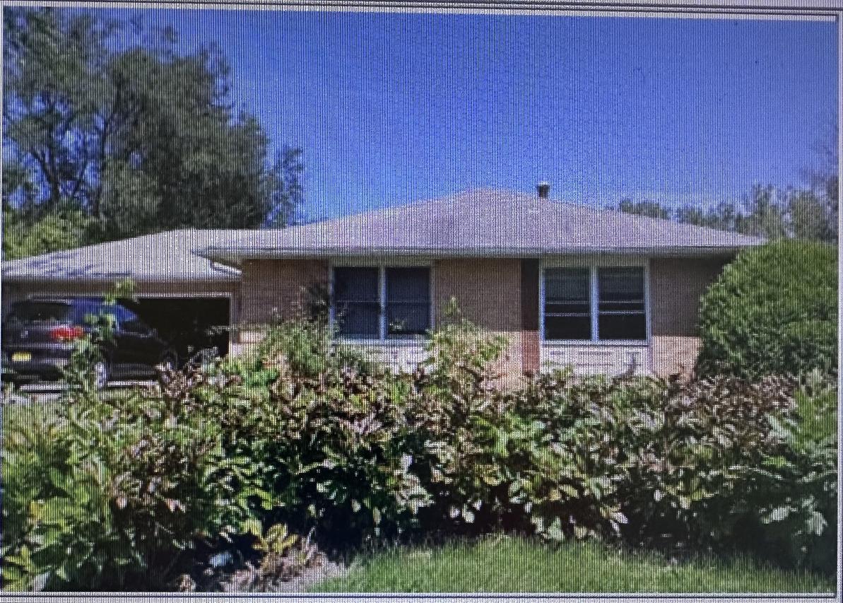 33 Circle Dr., Indian Creek, IL 60061