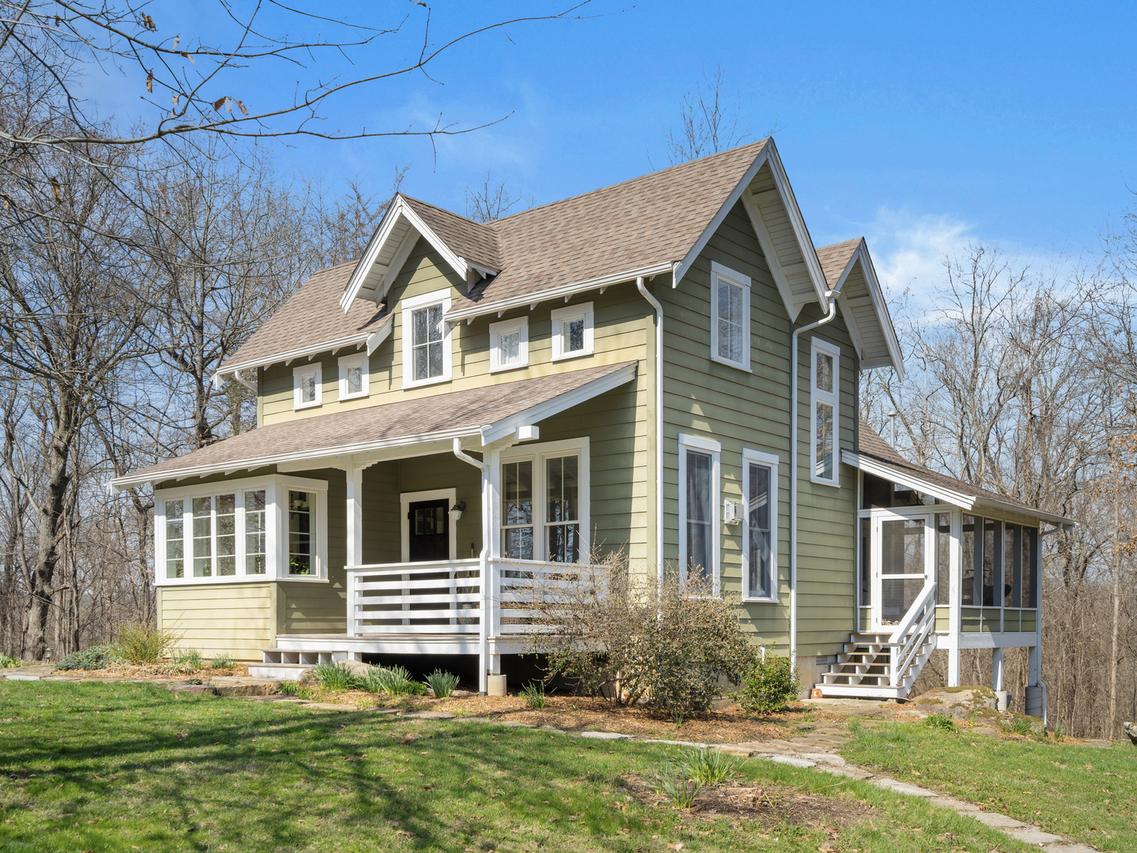 526 Shiloh Rd., Cobden, IL 62920