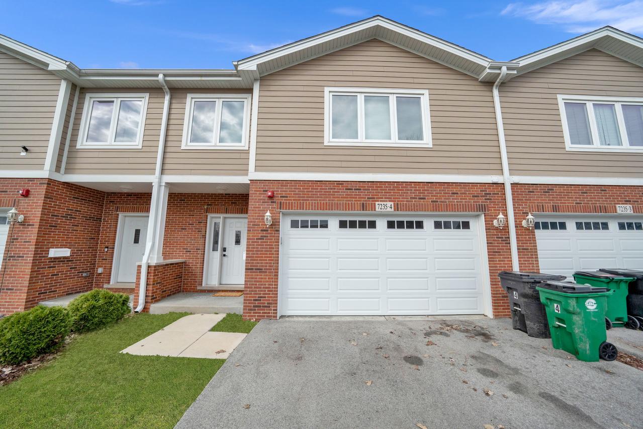 7235 W 71st St. #7235-4, Bridgeview, IL 60455