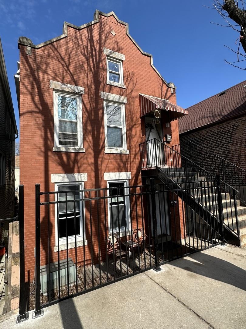 2142 W 18th St., Chicago, IL 60608