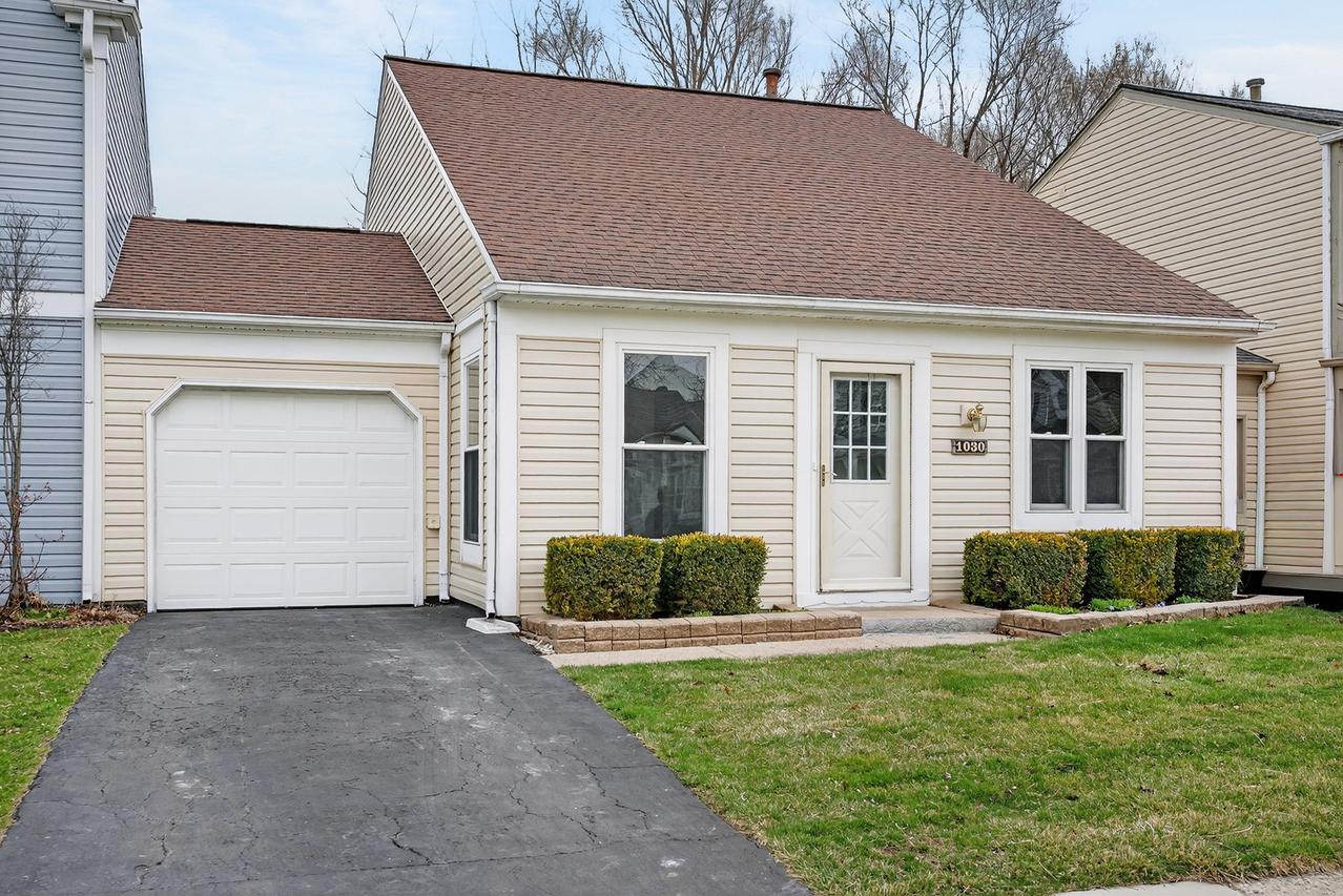 1030 Perry Dr., Algonquin, IL 60102