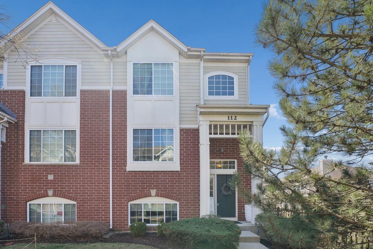 112 Morgans Gate Dr., Wood Dale, IL 60191