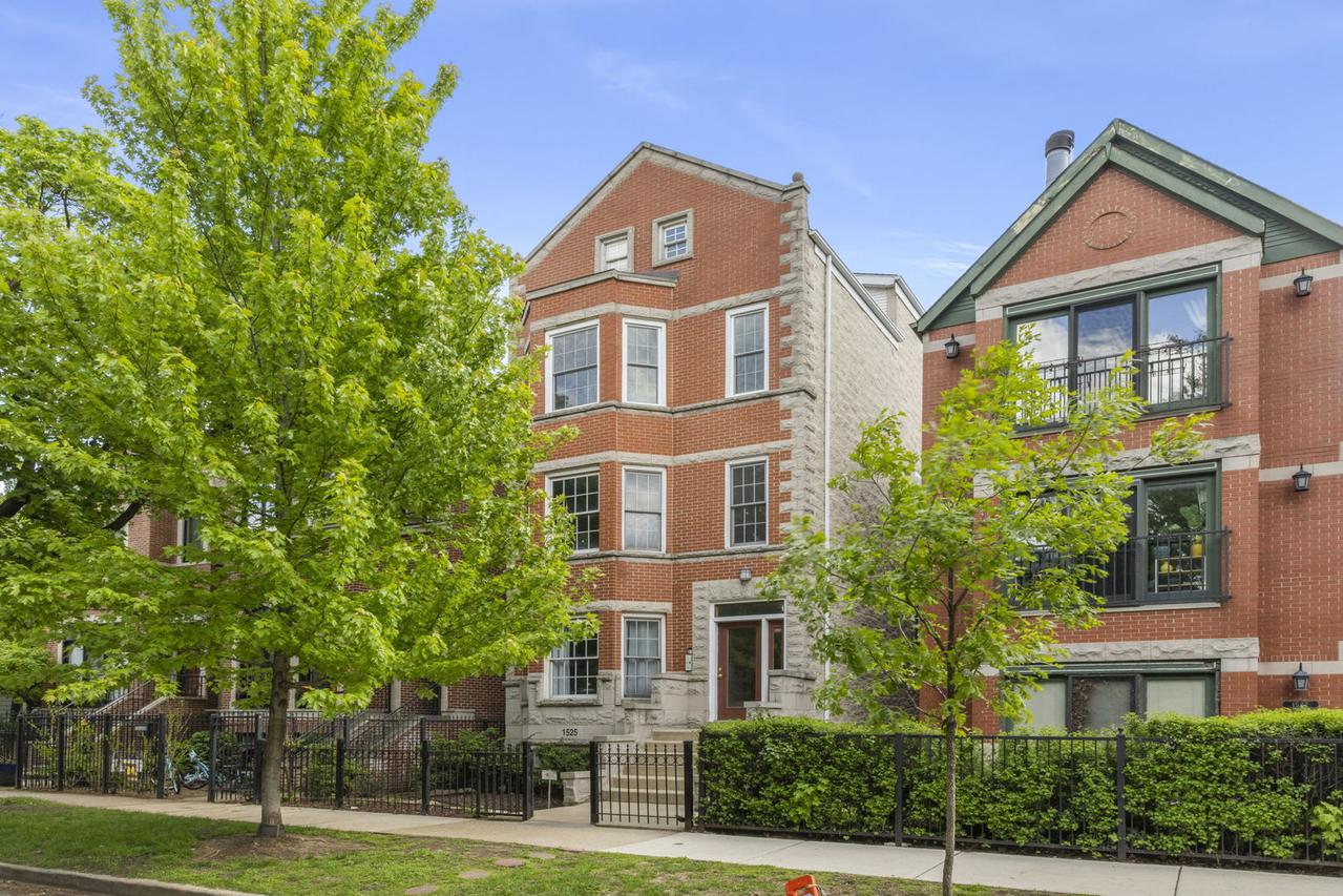 1525 W George St. #1, Chicago, IL 60657
