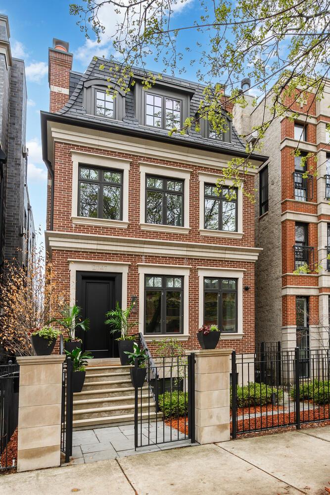 2047 N Bissell St., Chicago, IL 60614