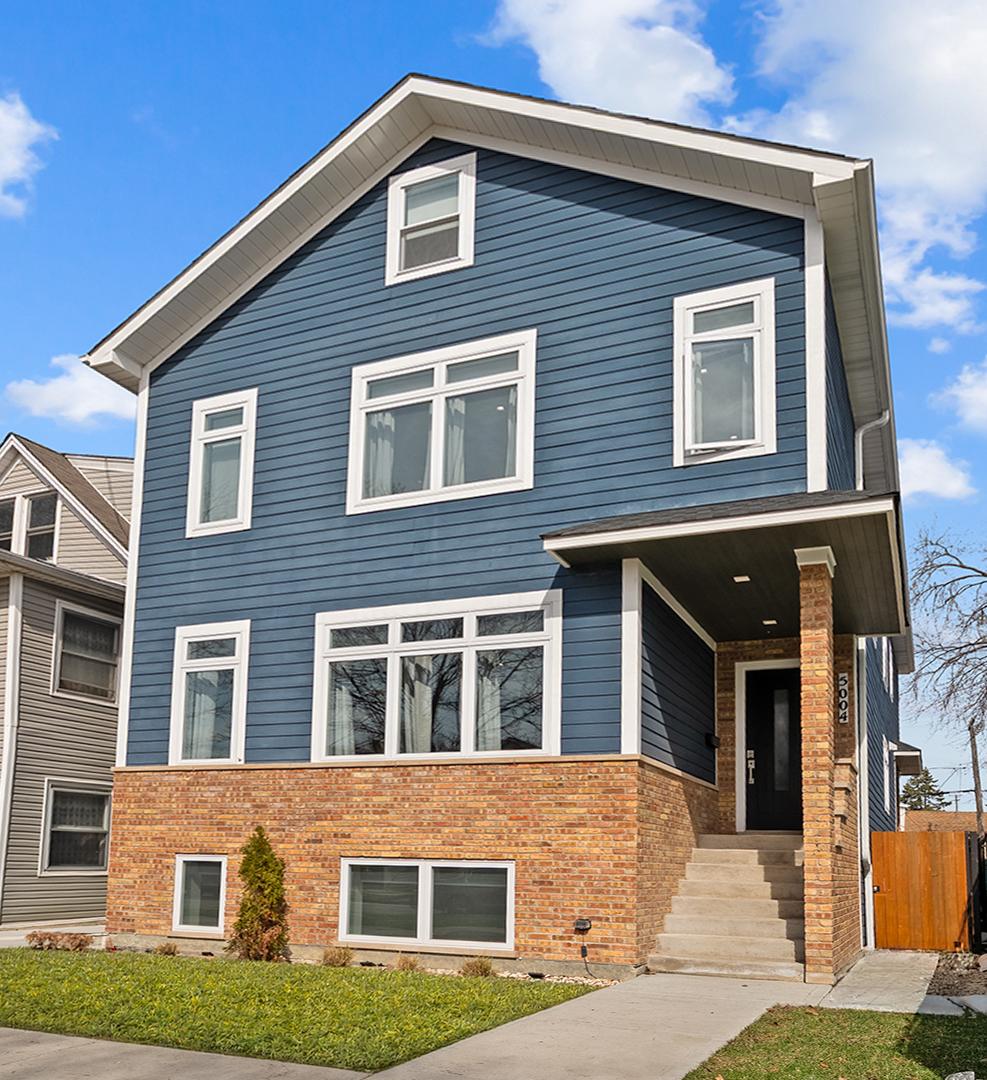 5004 W Argyle St., Chicago, IL 60630