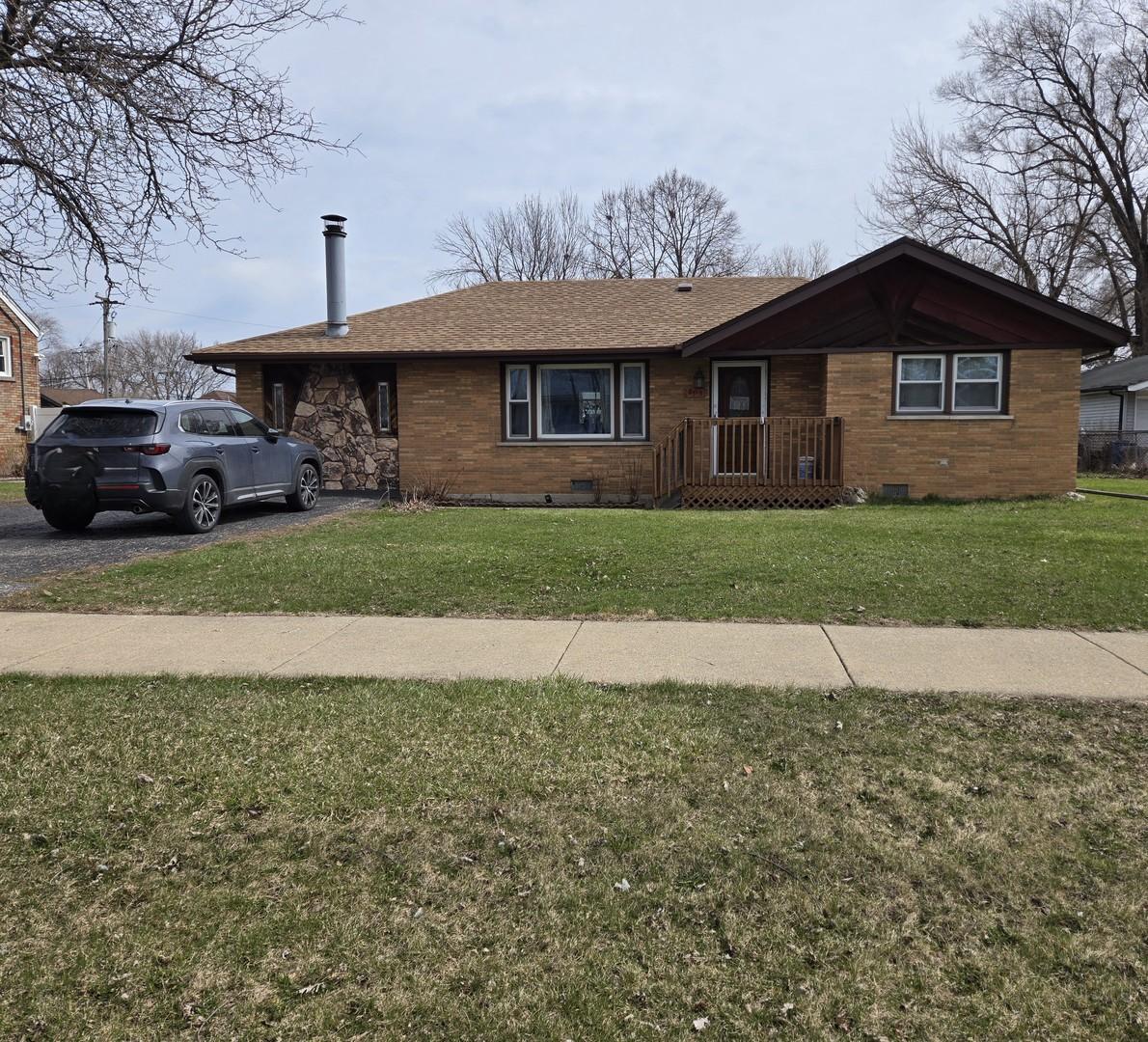 8325 Laporte Ave., Burbank, IL 60459