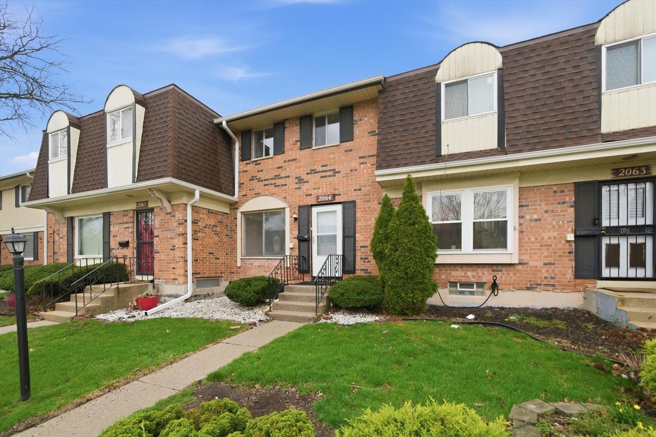 2064 Lioncrest Dr., Richton Park, IL 60471