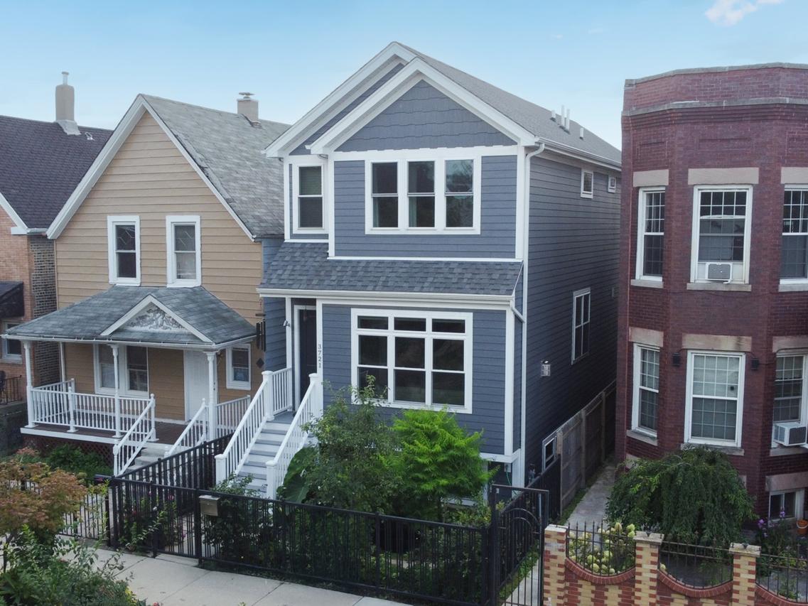 3721 W Wabansia Ave., Chicago, IL 60647