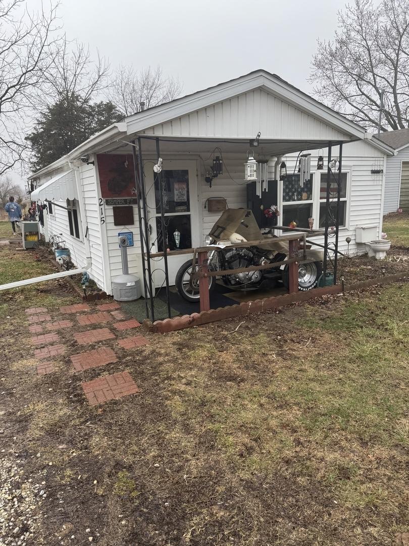 215 S Missouri St., Atwood, IL 61913