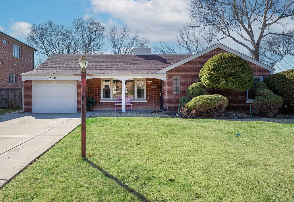 1750 Potter Rd., Park Ridge, IL 60068