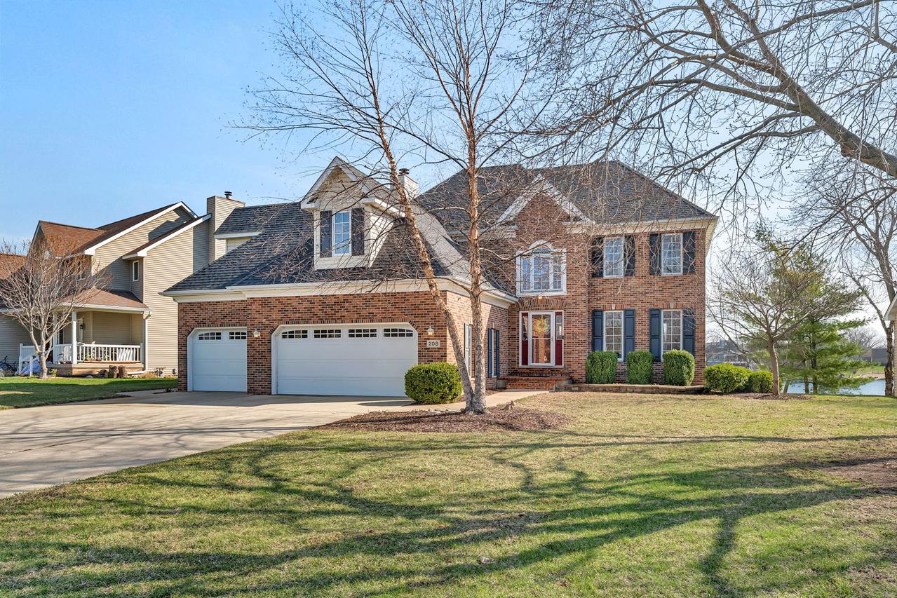 208 Santos Ave., Minooka, IL 60447