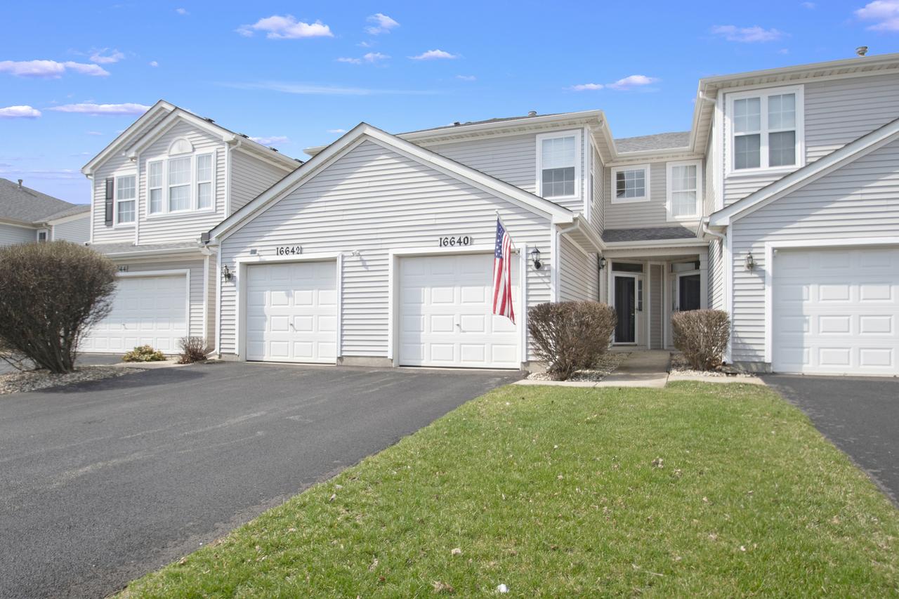 16640 S Windsor Ln., Lockport, IL 60441