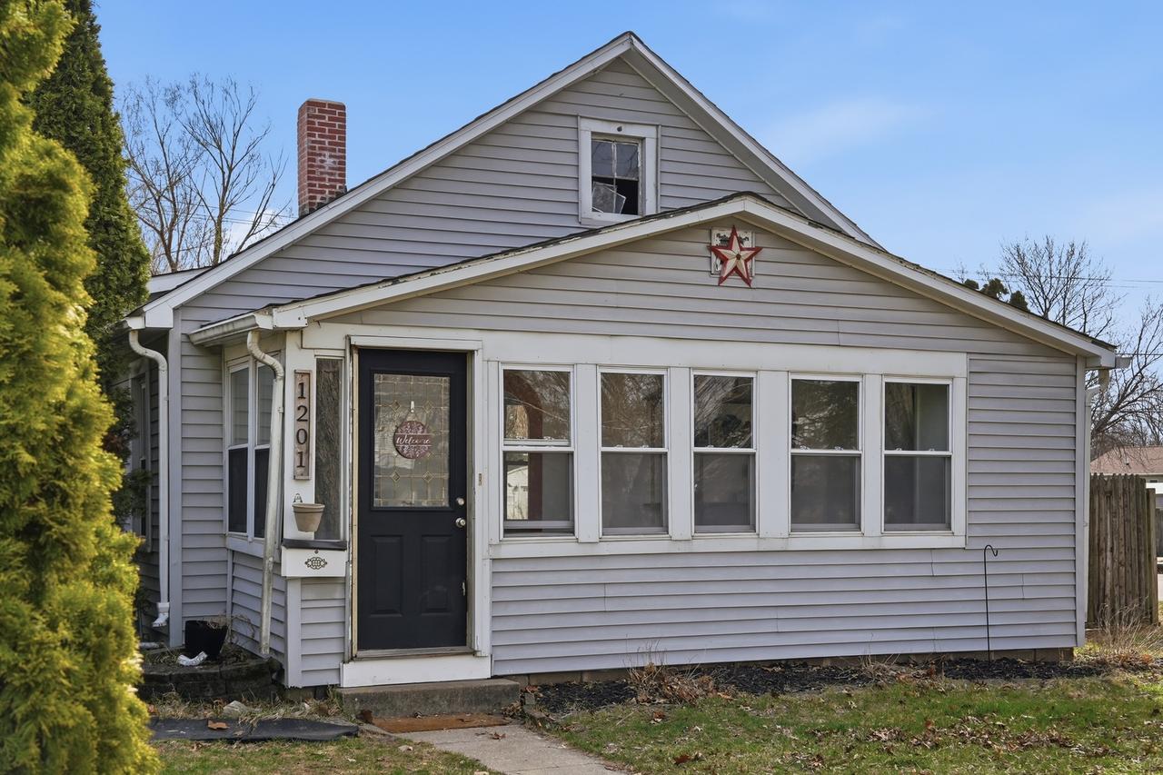 1201 14th Ave., Rock Falls, IL 61071