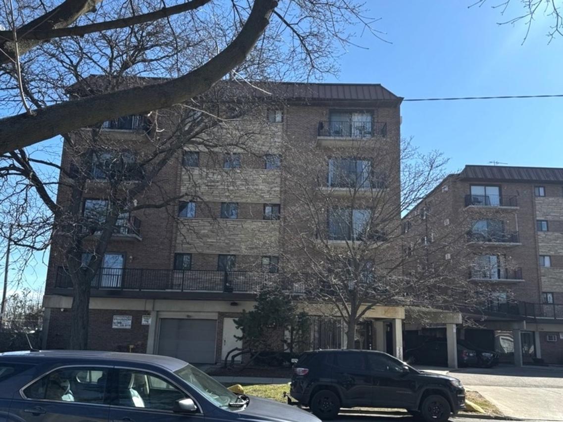 2333 N Neva Ave. #404C, Chicago, IL 60707