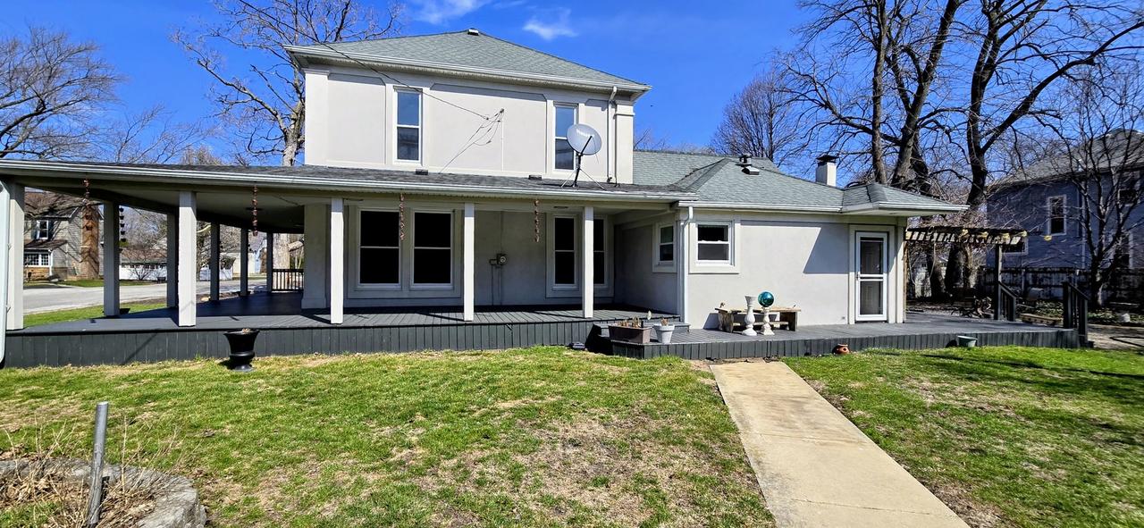 110 Duell St., Milmine, IL 61855