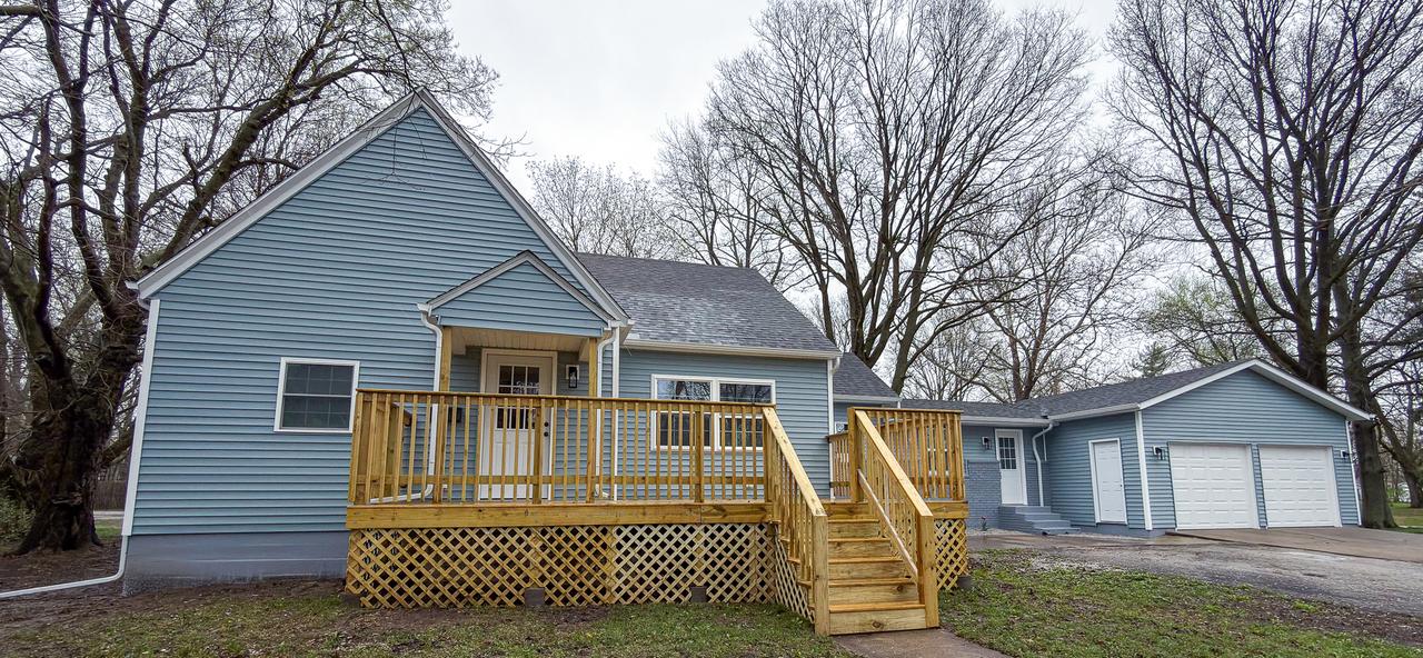 103 W 2nd St., Broadlands, IL 61816