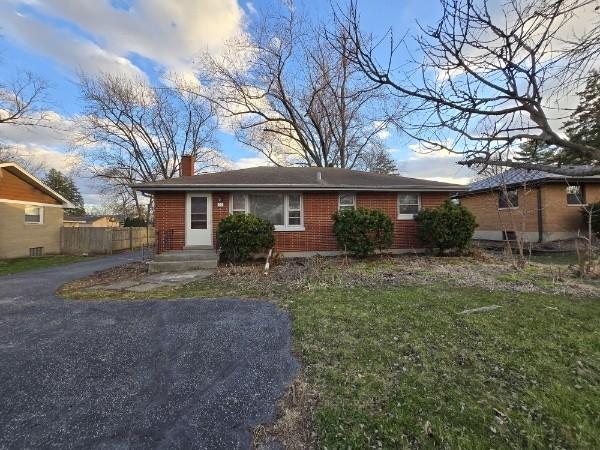 33 W 55th St., Westmont, IL 60559