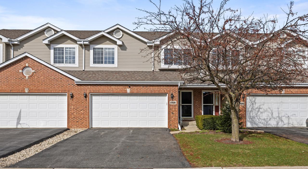 17426 Tanglewood Dr., Lockport, IL 60441
