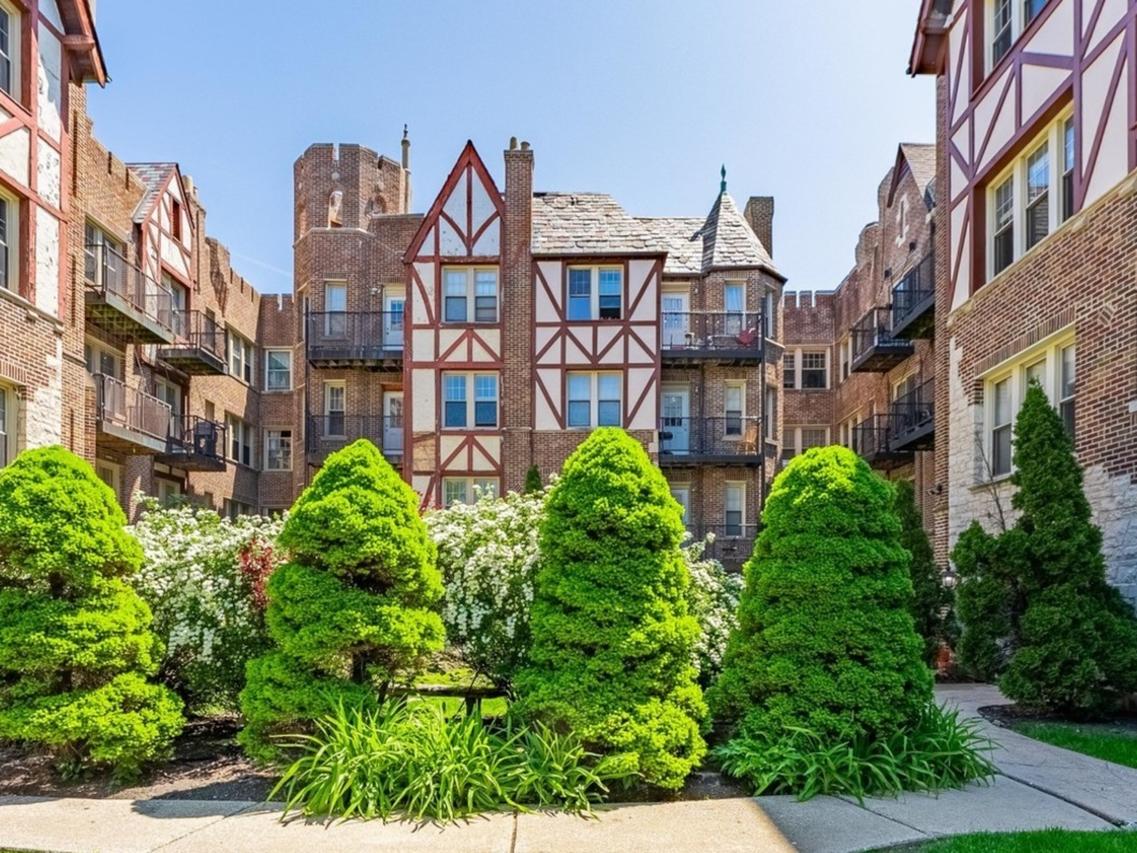 5717 N Kimball Ave. #2N, Chicago, IL 60659