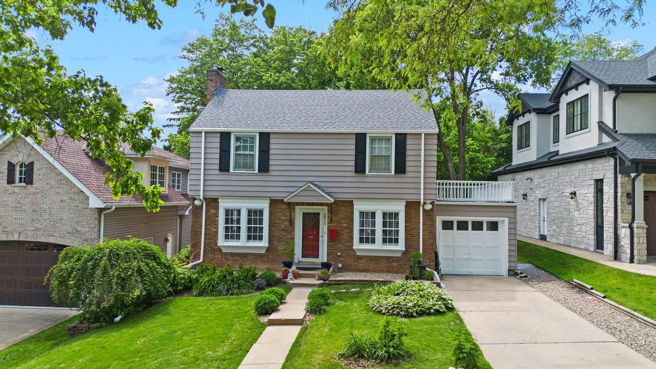 4814 Bryan Pl., Downers Grove, IL 60515