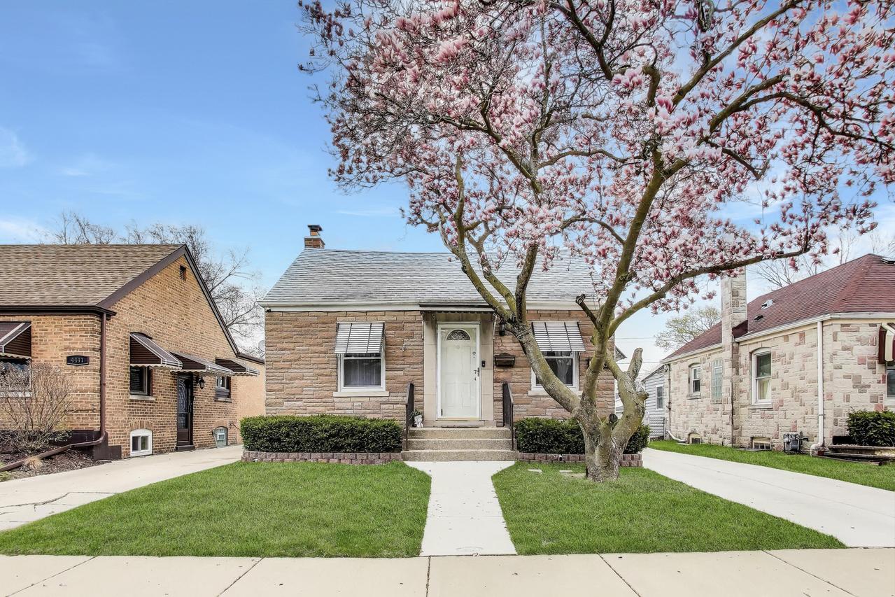 4445 Grove Ave., Stickney, IL 60402