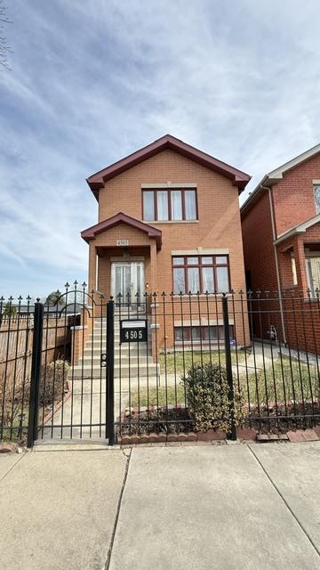 4505 S Drake Ave., Chicago, IL 60632