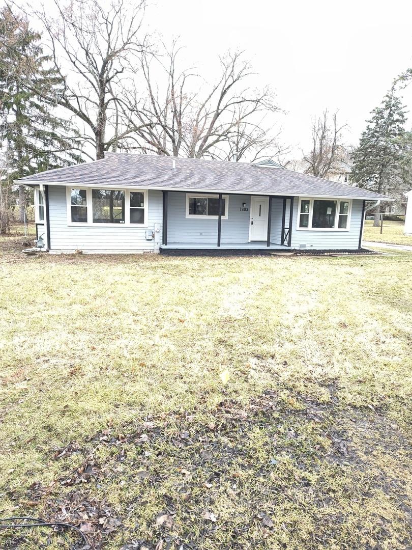 1803 Riverside Dr., Mchenry, IL 60050